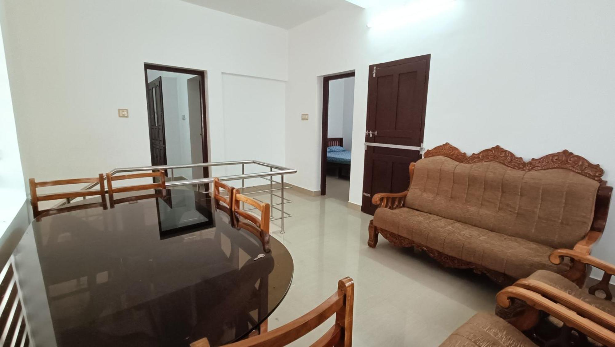 Mom'S Villa Nedumbassery Bagian luar foto